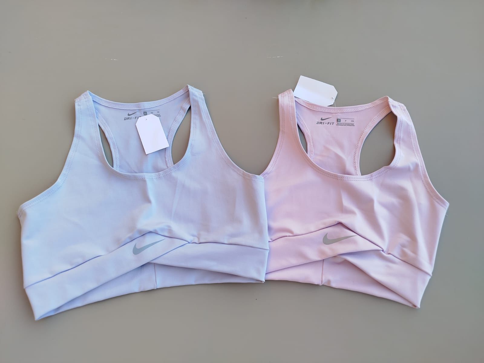 Top rosa y azul